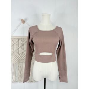 Seamless Ribbed Cut Out Long Sleeve Crop Top Small Hazelnut Mocha